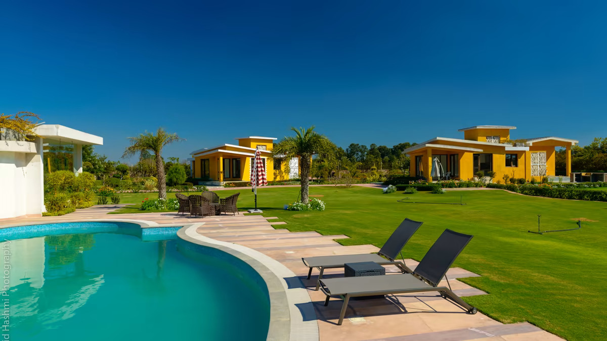 luxury resort in Manesar