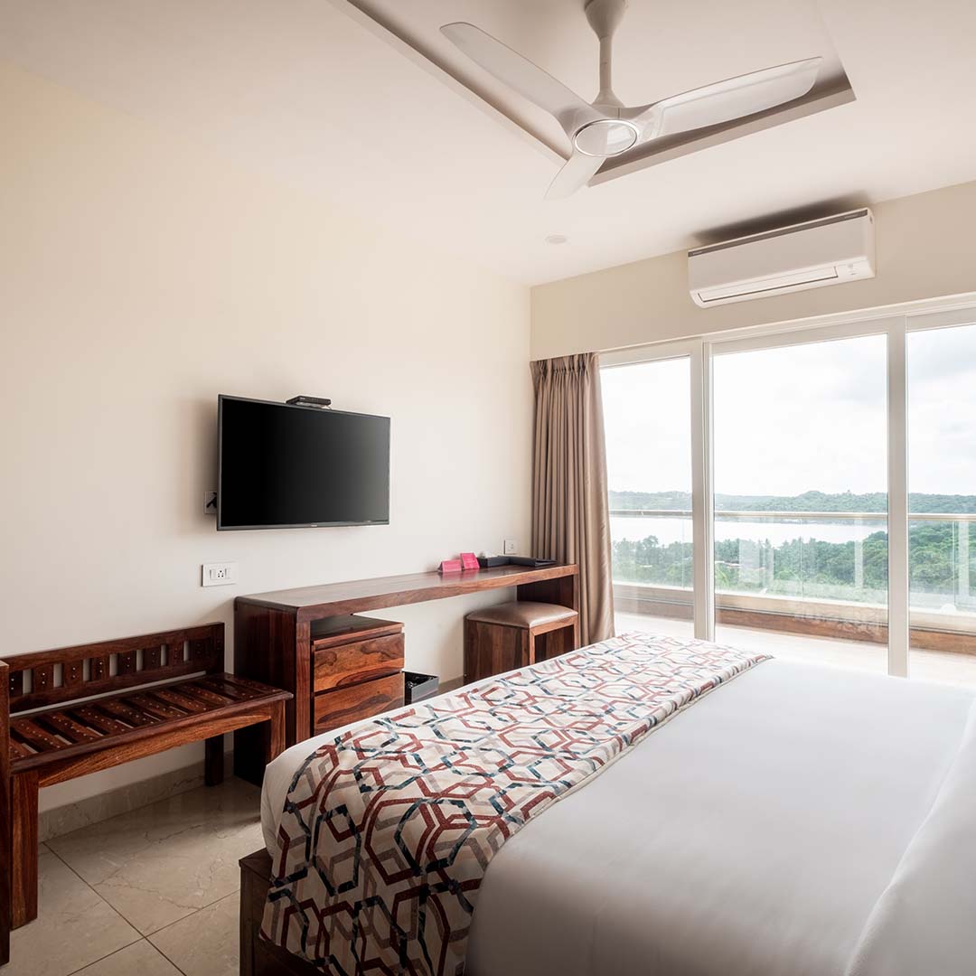 Mandovi Bay View Room