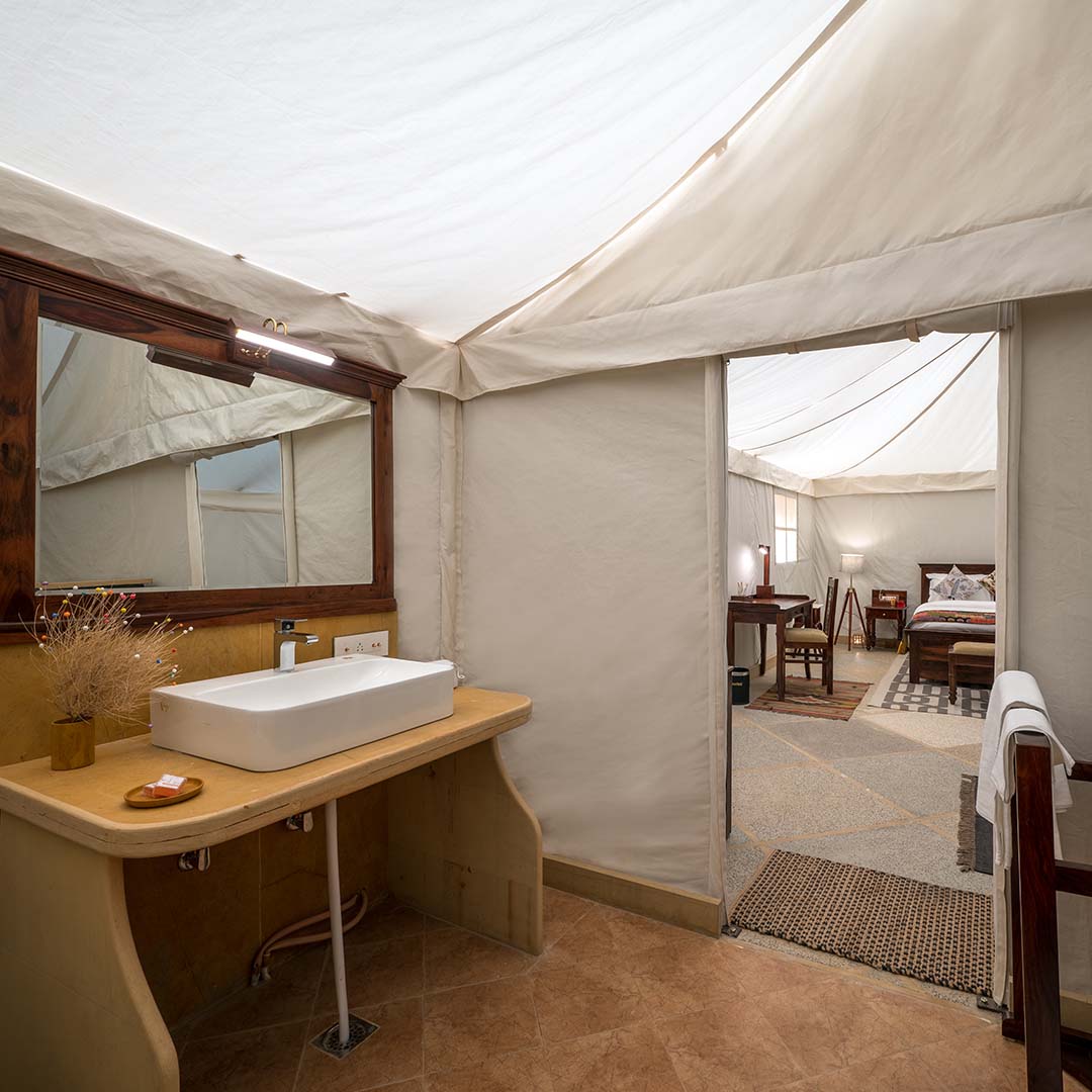 PREMIUM CAMPS