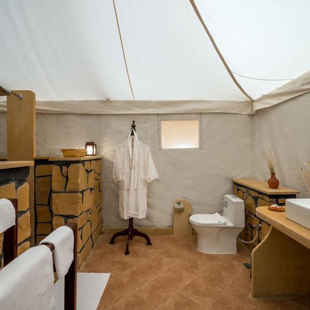 PREMIUM CAMPS