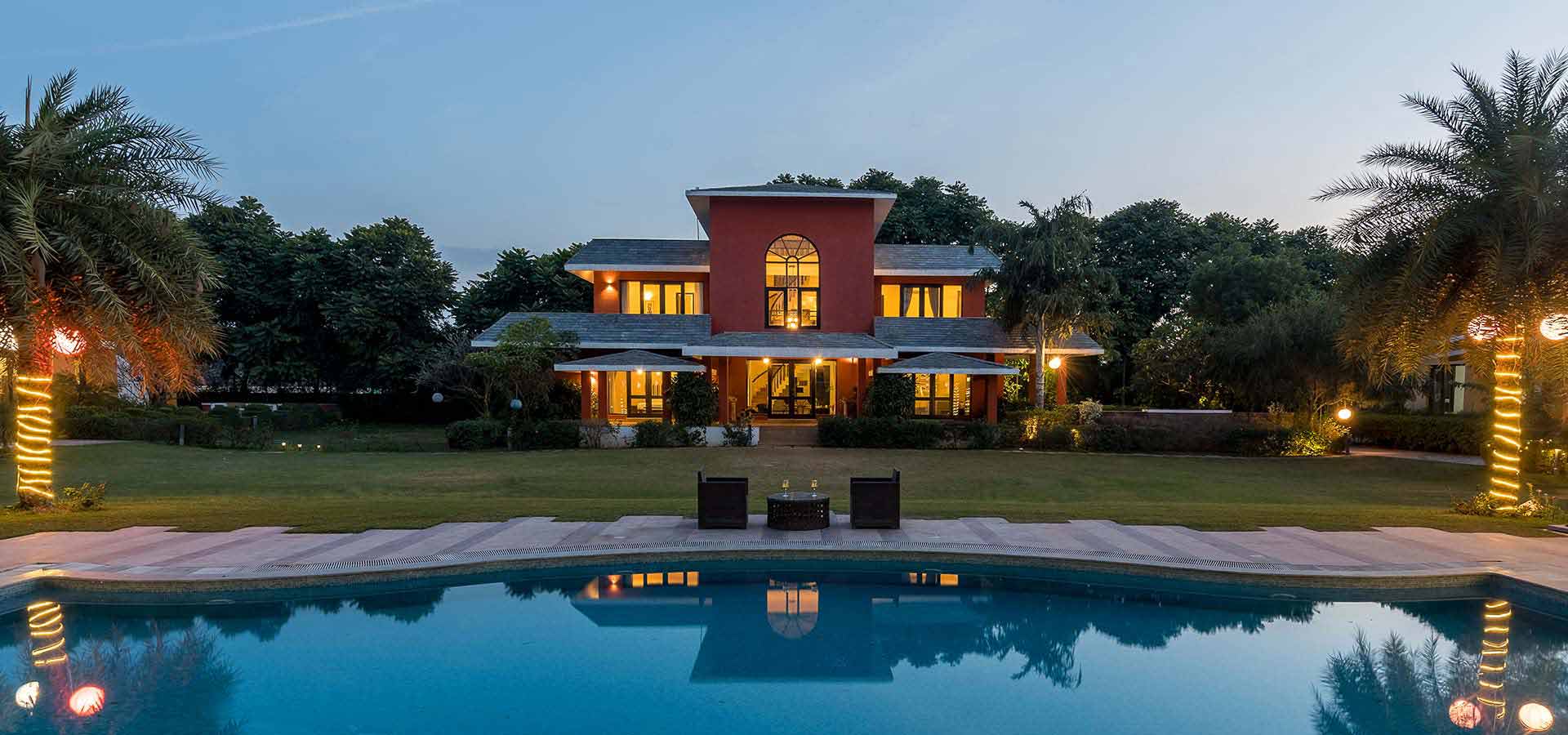 ROSASTAYS Manesar