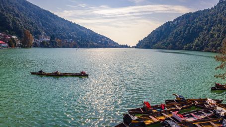 Soak into Kumaoni vibes in the breathtaking hills of Nainital