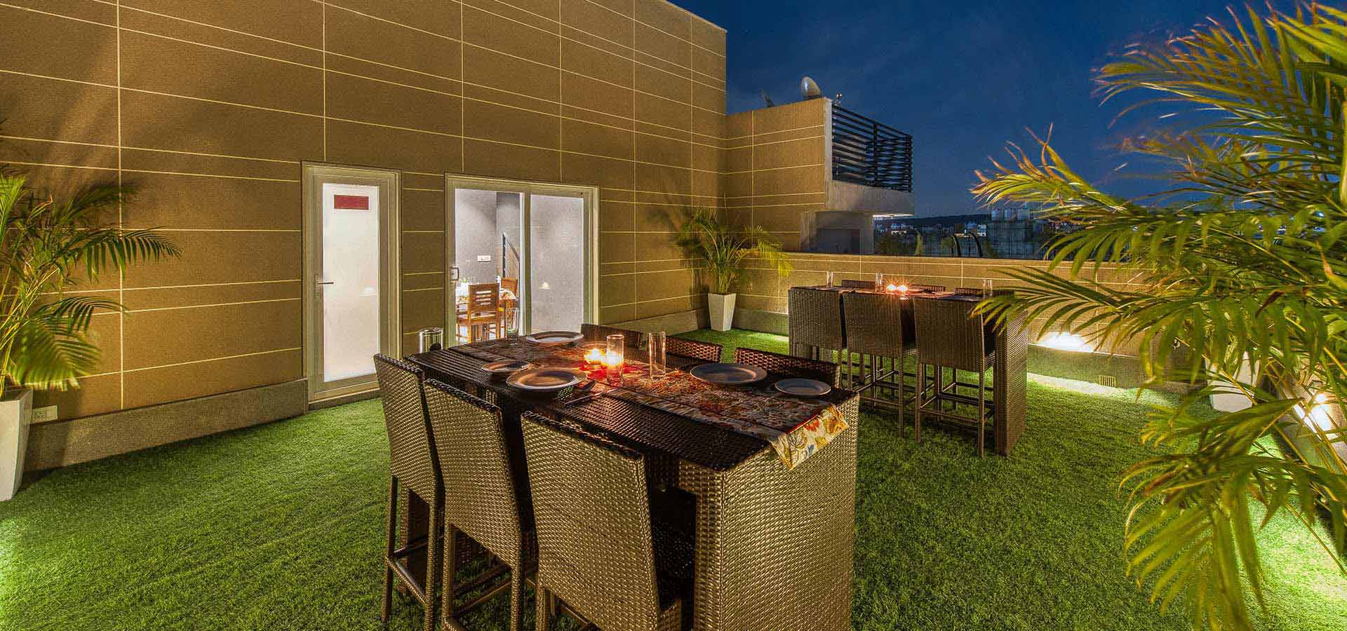 ROSASTAYS Golf Course Gurugram